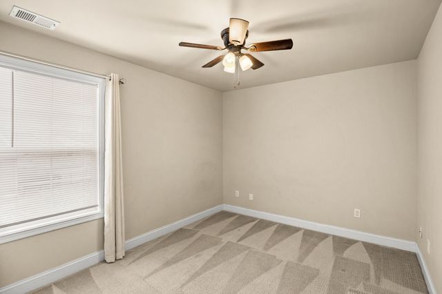 110 Woods Point Circle, Georgetown, KY 40324