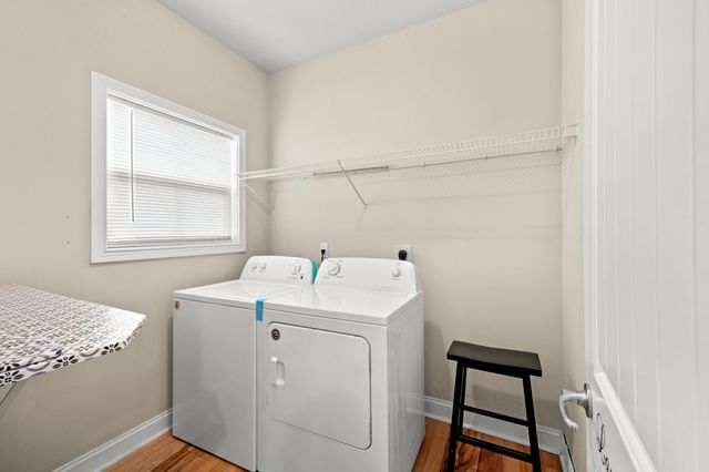 110 Woods Point Circle, Georgetown, KY 40324