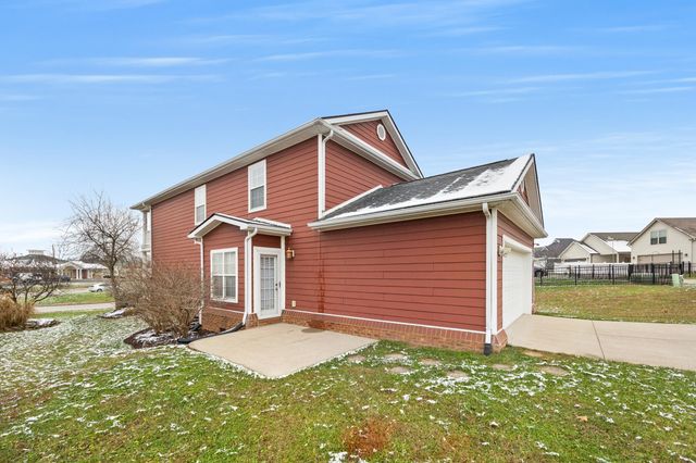110 Woods Point Circle, Georgetown, KY 40324