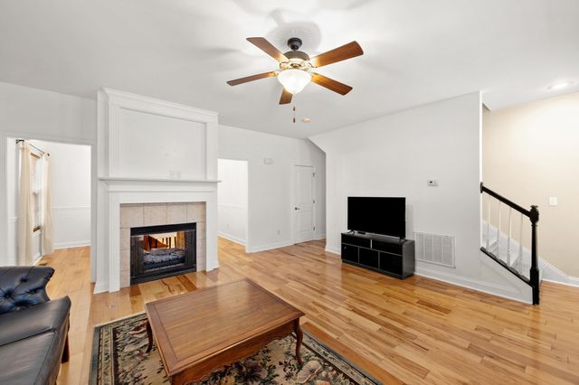 110 Woods Point Circle, Georgetown, KY 40324