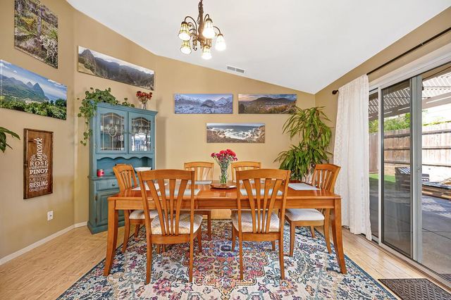 1375 Cobblestone Dr, Lincoln, CA 95648