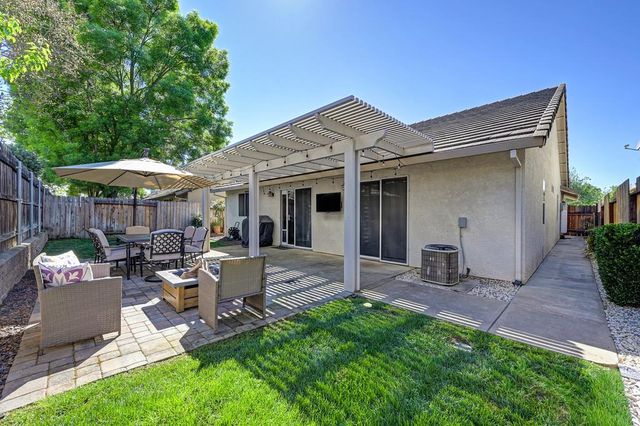 1375 Cobblestone Dr, Lincoln, CA 95648