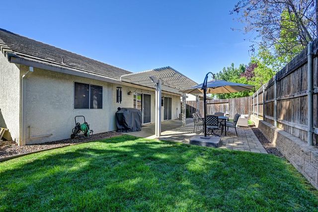 1375 Cobblestone Dr, Lincoln, CA 95648