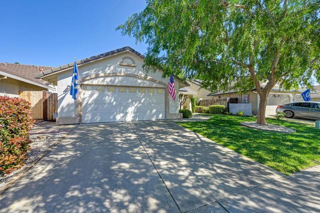 1375 Cobblestone Dr, Lincoln, CA 95648