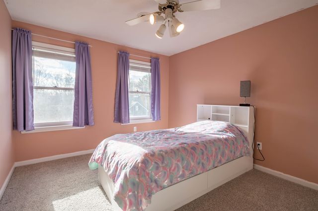 4 Chelsea Court, Nashua, NH 03062