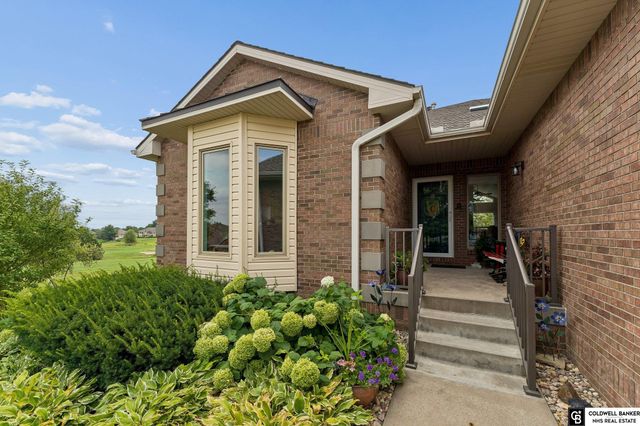 17419 Riviera Drive, Omaha, NE 68136