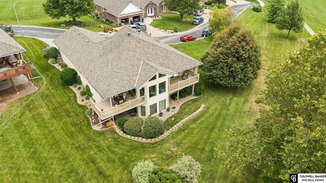17419 Riviera Drive, Omaha, NE 68136