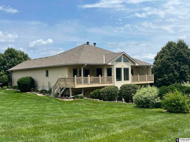 17419 Riviera Drive, Omaha, NE 68136