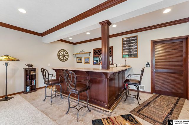 17419 Riviera Drive, Omaha, NE 68136