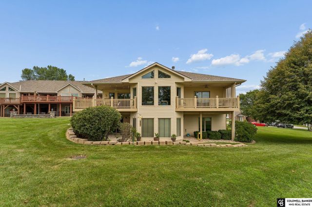 17419 Riviera Drive, Omaha, NE 68136