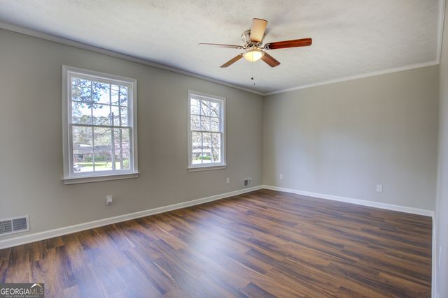 2270 Old Concord Dr SE, Covington, GA 30016