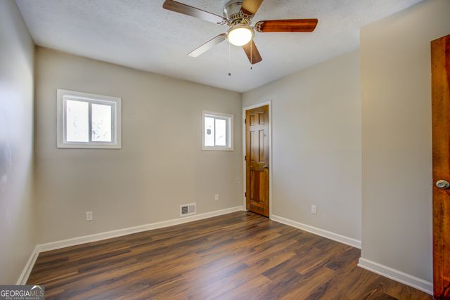 2270 Old Concord Dr SE, Covington, GA 30016