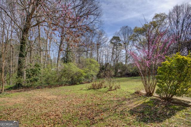 2270 Old Concord Dr SE, Covington, GA 30016