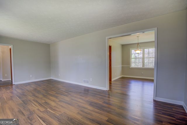 2270 Old Concord Dr SE, Covington, GA 30016