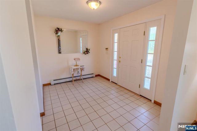 234 Palisade Avenue, Emerson, NJ 07630