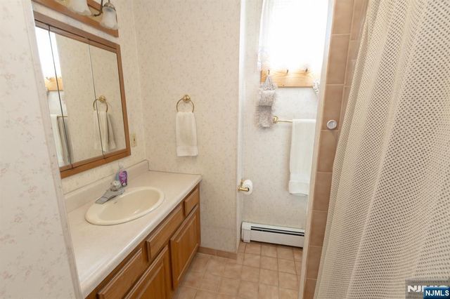 234 Palisade Avenue, Emerson, NJ 07630