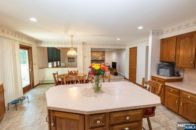 234 Palisade Avenue, Emerson, NJ 07630