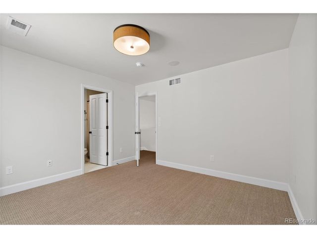 10449 Worchester Dr, Commerce City, CO 80022