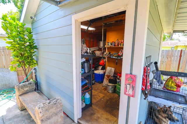 416 Clara Road, South Houston, TX 77587