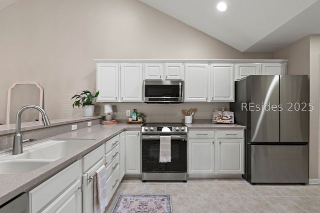 1890 Abbey Glen Way, Hardeeville, SC 29927