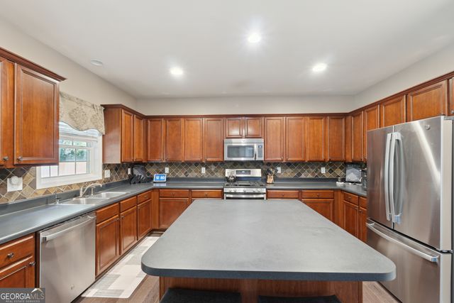 5839 Buckner Creek Drive, Mableton, GA 30126