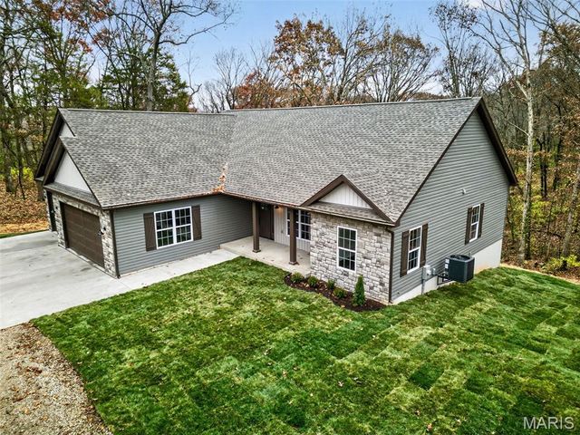 109 Jabin Farm Road, Wright City, MO 63390