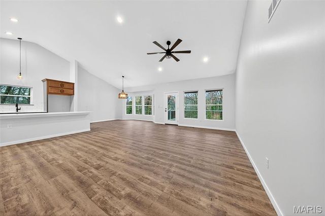 109 Jabin Farm Road, Wright City, MO 63390