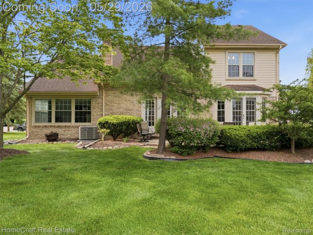 45088 DANBURY Road, Canton Charter Township, MI 48188