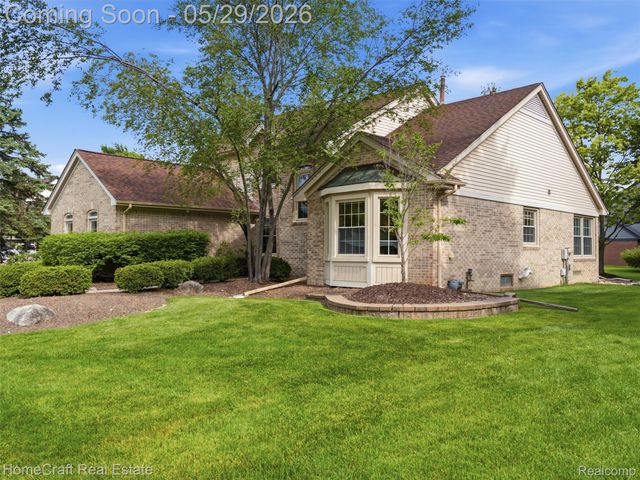 45088 DANBURY Road, Canton Charter Township, MI 48188