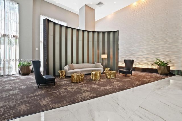 951 Brickell Ave 3207, Miami, FL 33131