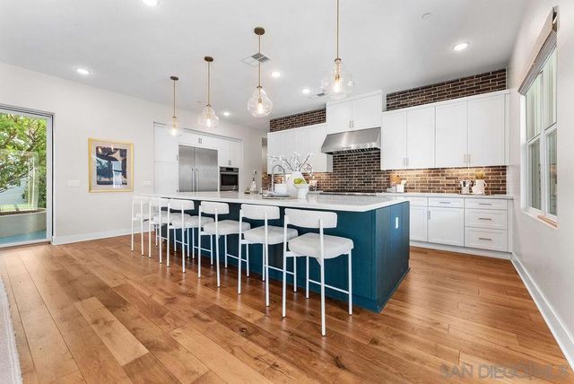 5330 Sweetwater Trl, San Diego, CA 92130