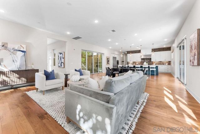 5330 Sweetwater Trl, San Diego, CA 92130