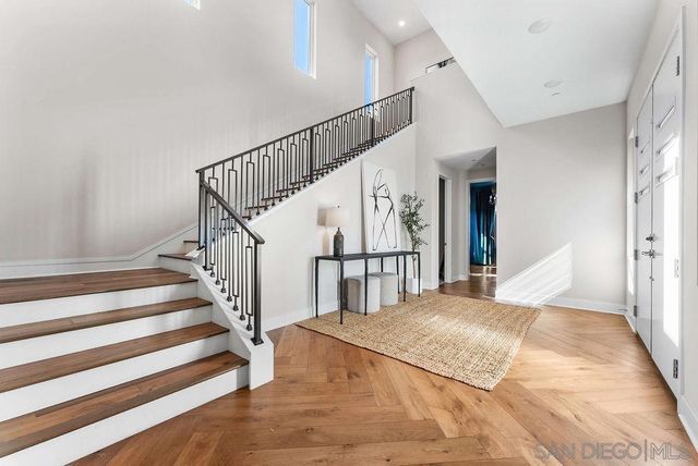 5330 Sweetwater Trl, San Diego, CA 92130