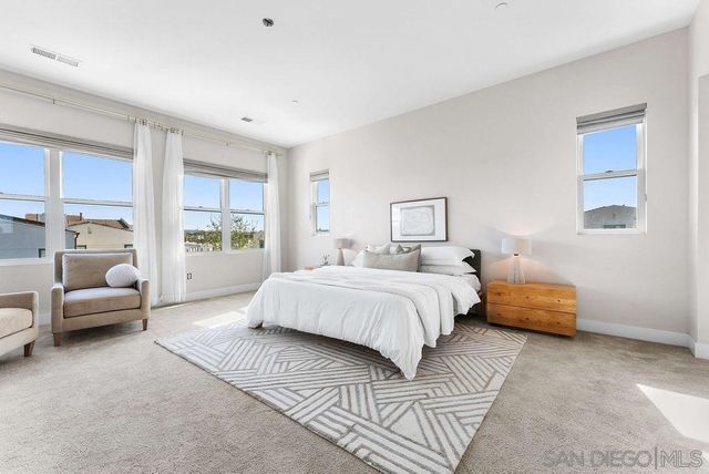 5330 Sweetwater Trl, San Diego, CA 92130