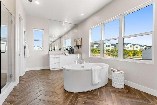 5330 Sweetwater Trl, San Diego, CA 92130