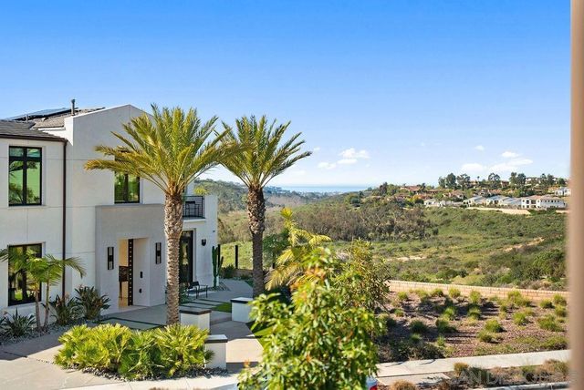 5330 Sweetwater Trl, San Diego, CA 92130