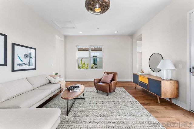 5330 Sweetwater Trl, San Diego, CA 92130