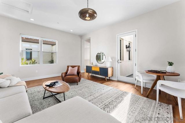 5330 Sweetwater Trl, San Diego, CA 92130