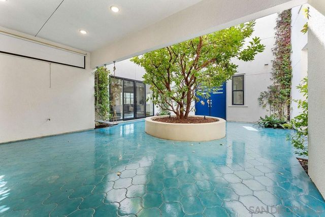 5330 Sweetwater Trl, San Diego, CA 92130