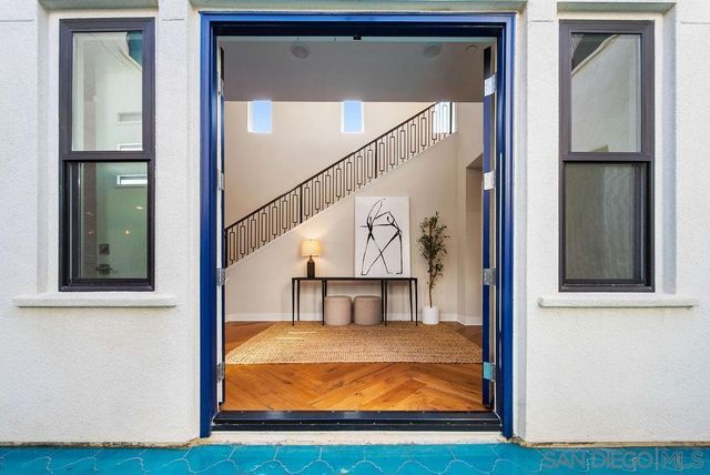 5330 Sweetwater Trl, San Diego, CA 92130