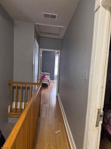 40 N 7Th St, Newark City, NJ 07107