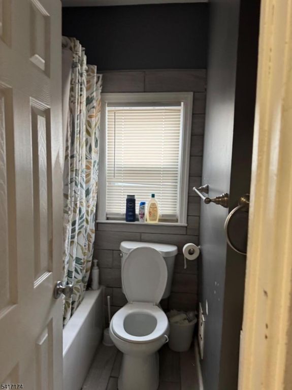 Image 14 of property listing at 40 N 7Th St, Newark City, NJ 07107