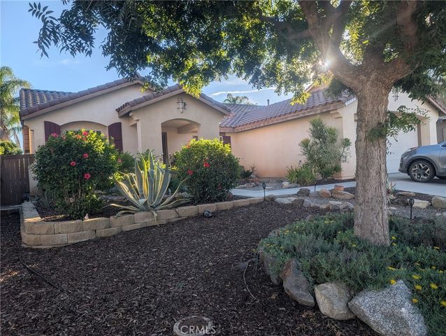 25065 Clover Creek Lane, Menifee, CA 92584