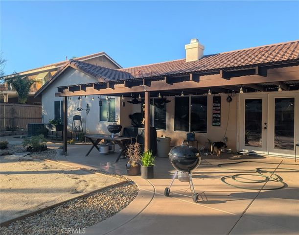 25065 Clover Creek Lane, Menifee, CA 92584