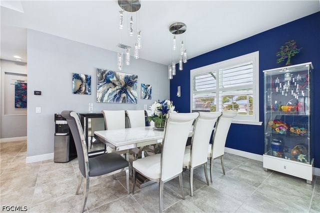 200 SW 30th AVE, Cape Coral, FL 33991