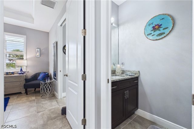 200 SW 30th AVE, Cape Coral, FL 33991