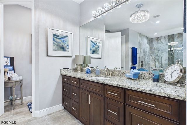 200 SW 30th AVE, Cape Coral, FL 33991