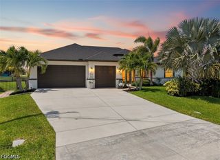 200 SW 30th AVE, Cape Coral, FL 33991