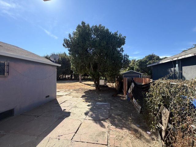 300 Indiana Ave, Sacramento, CA 95833