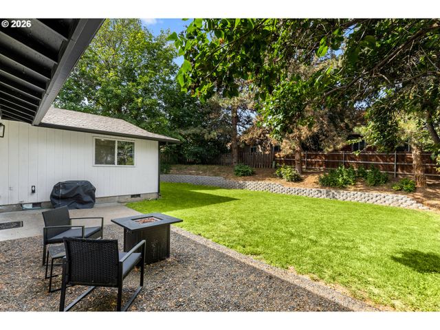 1980 Sw QUINNEY Ave, Pendleton, OR 97801